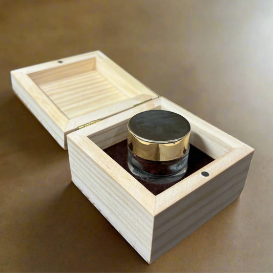 Monk's Ayurved Kashmiri Hand Plucked Saffron