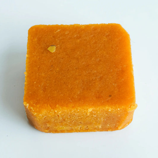 MishtCult Luxe Diamond Gift Box with Assorted Sweets (4pcs Besan Burfi) – Premium Gifting Hamper – Elegant Packaging